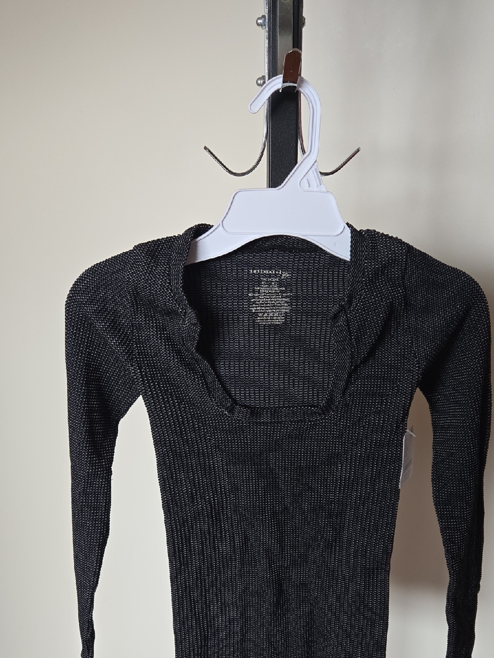 Intimately Free People Ribbed Ribbed Women's Top with Scoop Neck - Picture 1 of 5